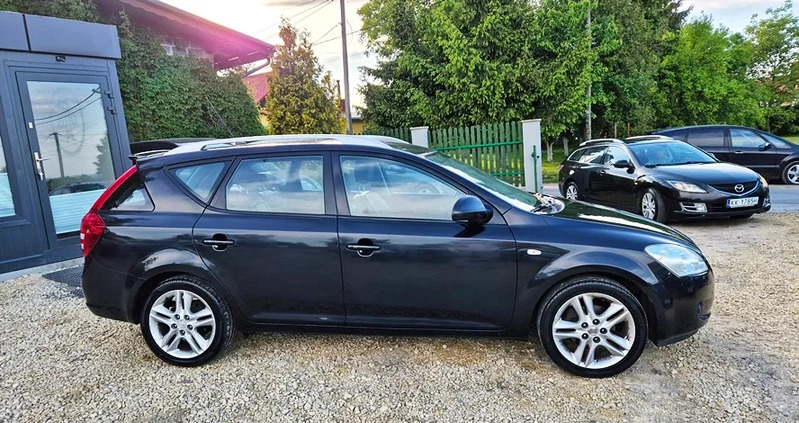Kia Ceed cena 16500 przebieg: 231000, rok produkcji 2008 z Sobótka małe 631